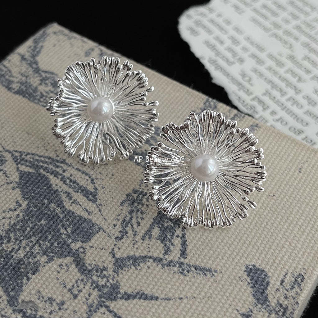 C관 - 디자이너 대형 꽃 고급스러운 신상품 백금 도금 귀걸이 [4471] 24.07-4