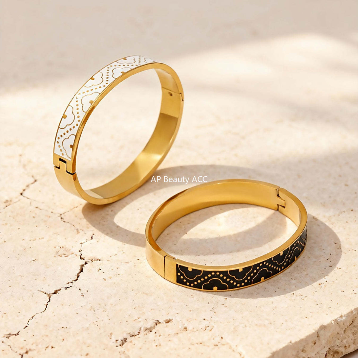 D관 - 스테인리스 스틸 18K 도금 에나멜 문양 버클 팔찌 [Z528] 25.12-3