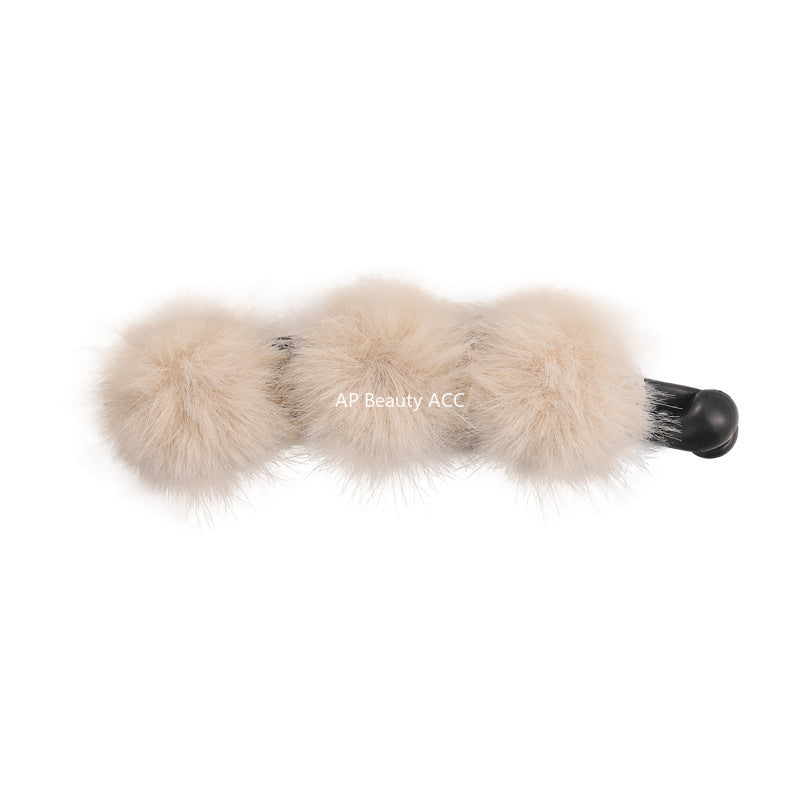 E관 - 퍼 소재 3구 디자인 집게핀 [27660] 25.11-2