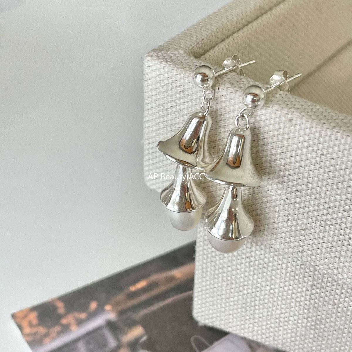 F관 - 925 실버 종 모양 진주 귀걸이 [C882] 25.12-1