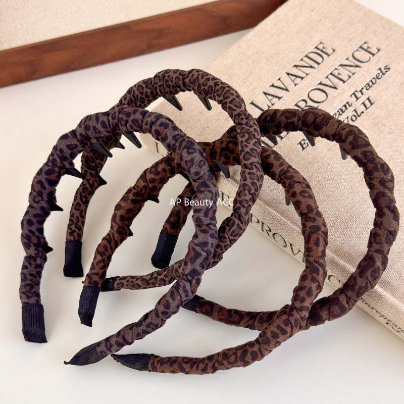 E관 - 호피 패브릭 웨이브 빗살 머리띠 [27497] 25.09-4