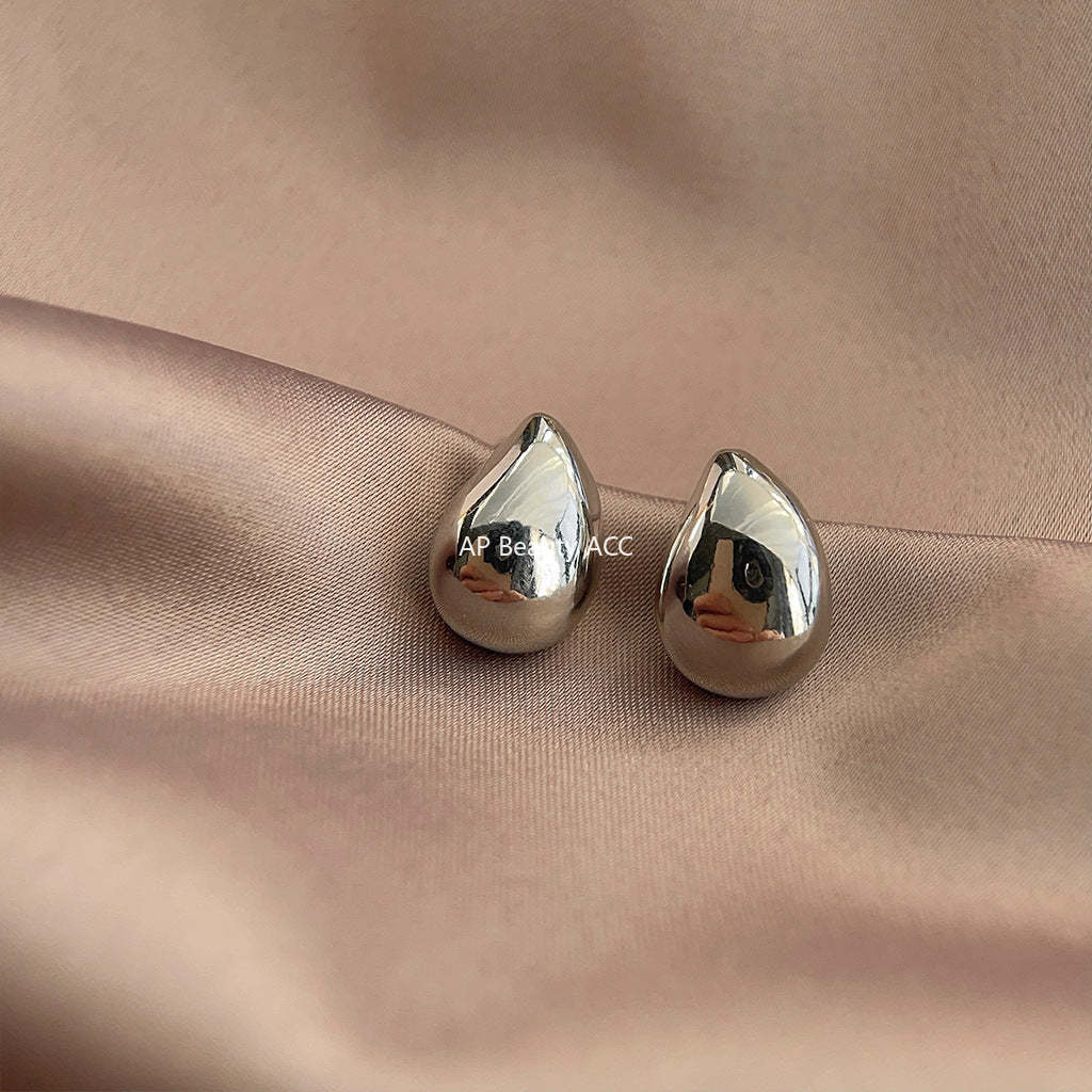 C관 - 물방울 디자인 유광 14K 도금 미니멀 귀걸이 [3232-3233] 25.03-2