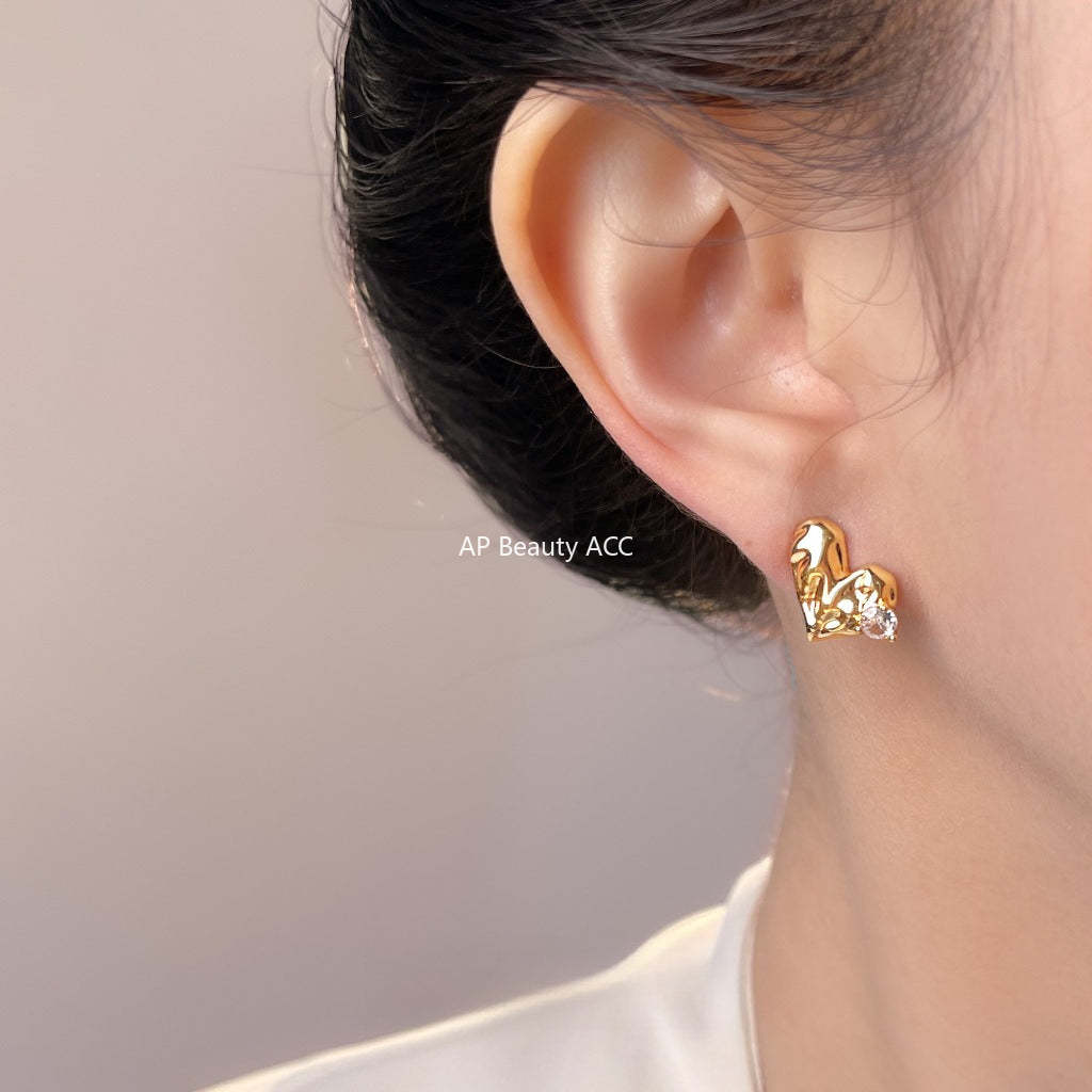 C관 - 결무늬 하트 큐빅 925 은침 귀걸이 [7152] 25.11-4