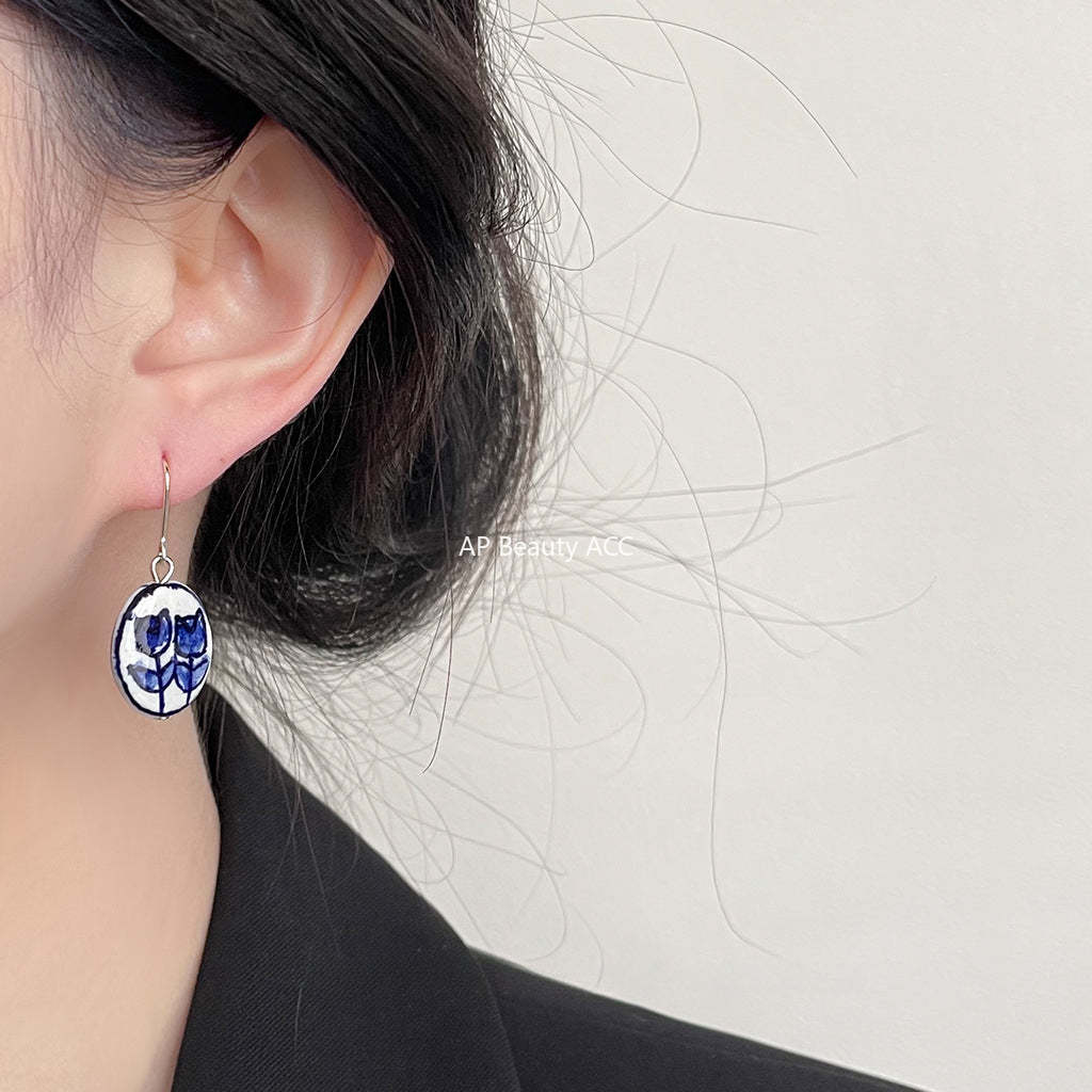 C관 - 청화 도자기 수공예 손그림 고전적 꽃 귀걸이 [3762] 24.04-1