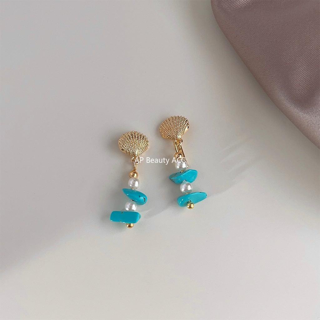 C관 - 14K 도금 오리지날 디자인 핸드 메이드 조개 합성 터키석 은침 귀걸이 [3634] 24.03-4