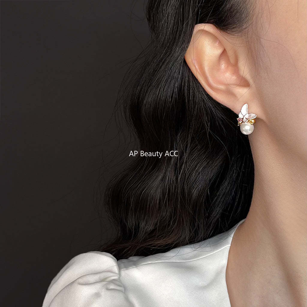 C관 - 925 은침 컬러 큐빅 글라스 진주 나비 귀걸이 [6253] 25.06-3
