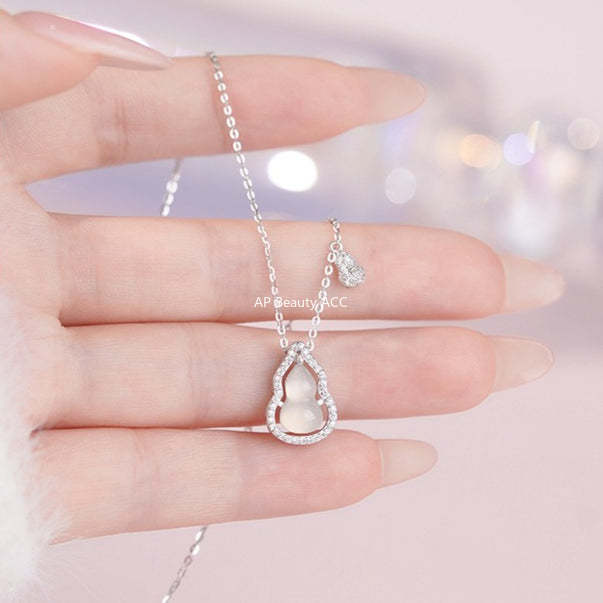 B관 - 925 실버 옥수 호리병 모양 큐빅 펜던트 목걸이 [YC2429N_1] 25.10-5