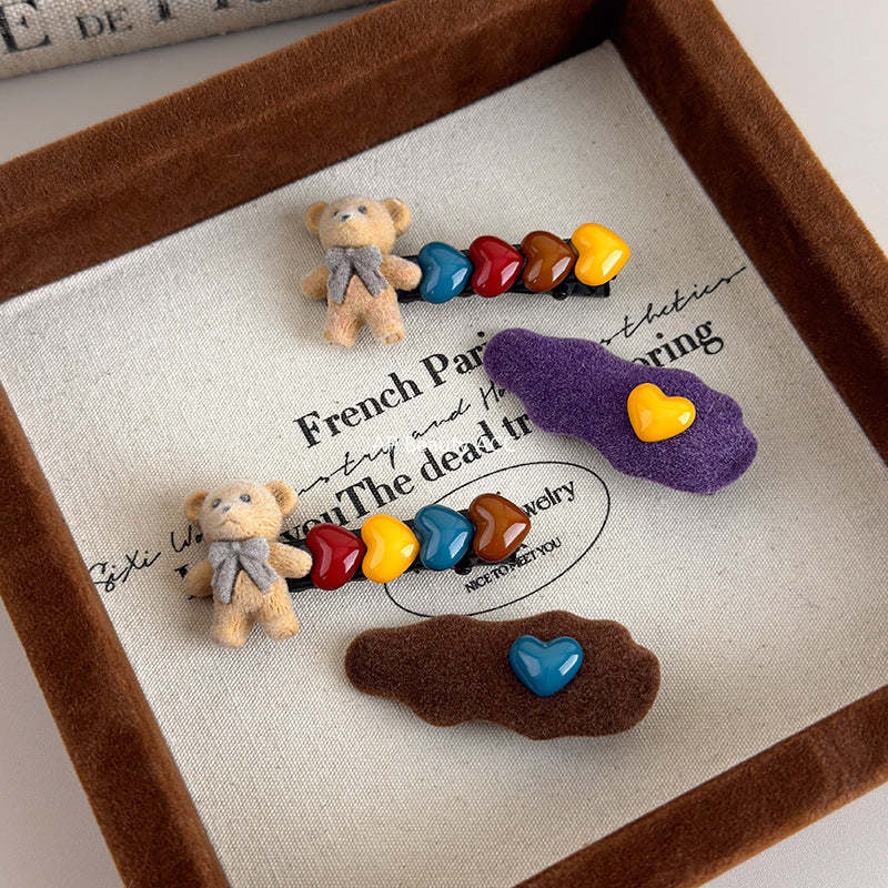 E관 - 벨벳 곰 하트 장식 사이드 앞머리 헤어핀 [27596] 25.10-4