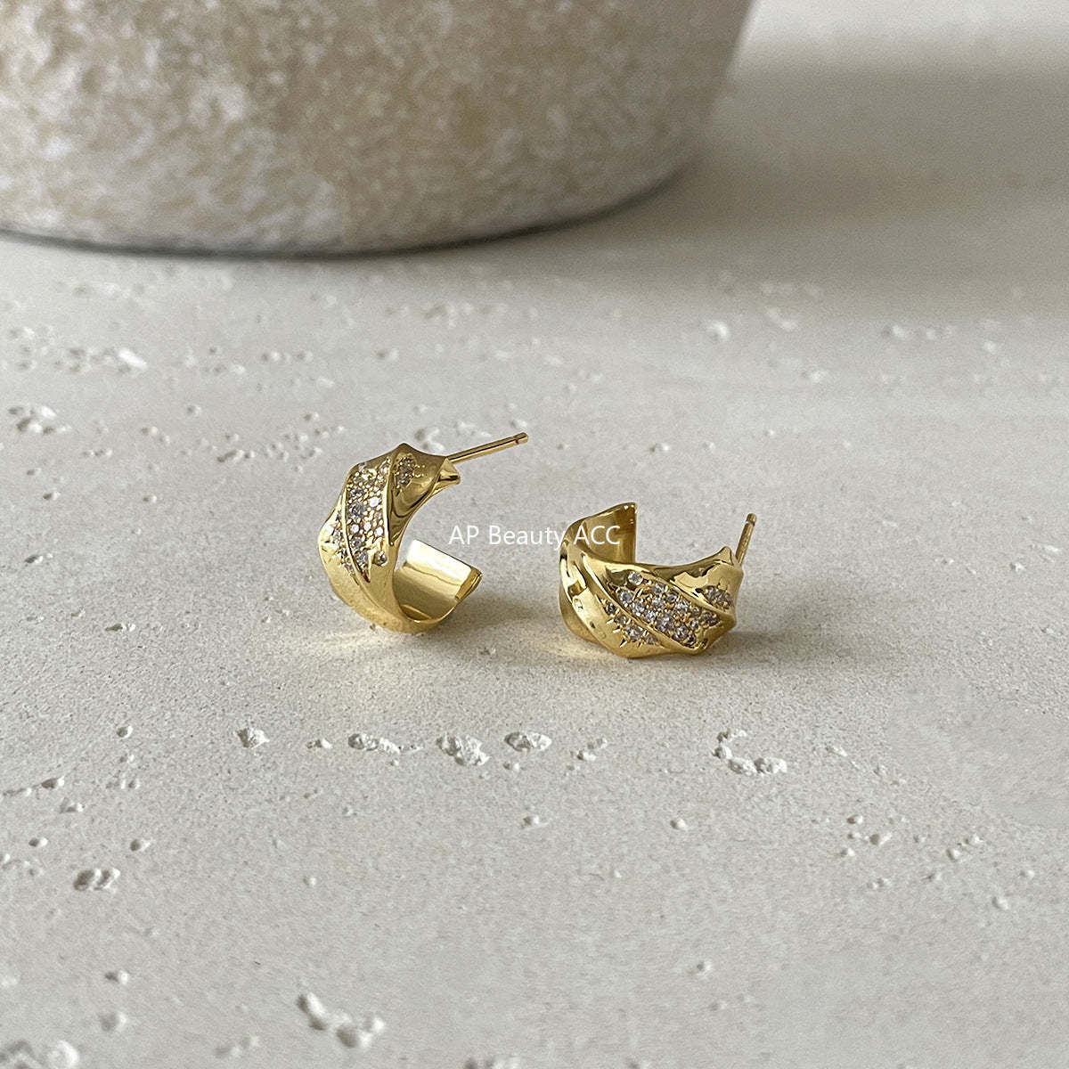 A관 - 큐빅 반원형 925 은침 스터드 귀걸이 [EH-4282] 25.12-1