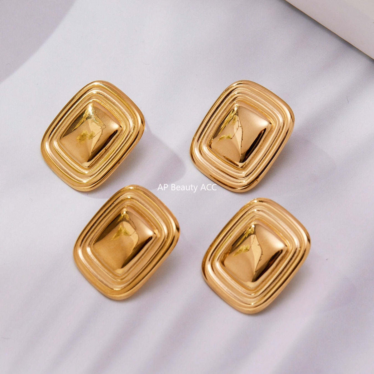 D관 - 스테인리스 18K 도금 8자형 스퀘어 모양 귀걸이 [F625-F626] 25.10-5