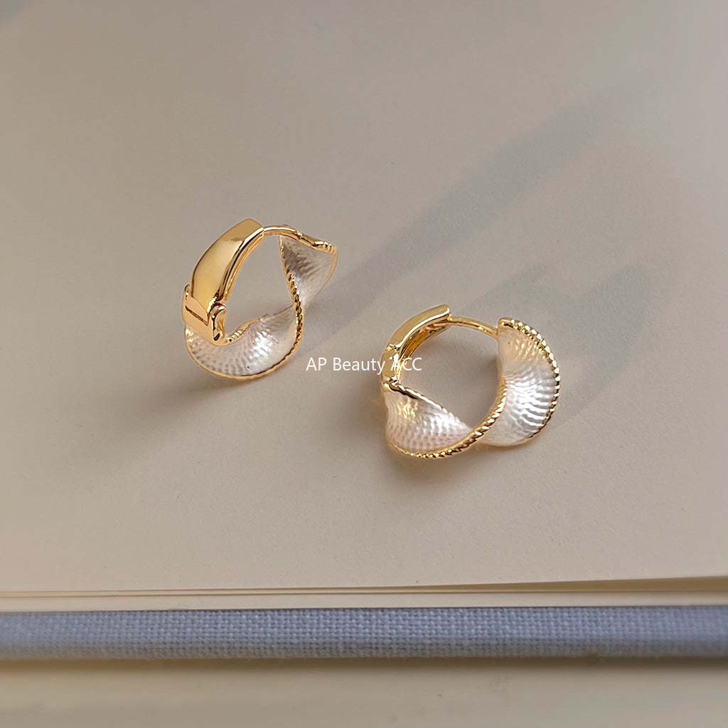 C관 - 입체 트위스트 비틀림 모양 후프 귀걸이 [6986] 25.10-5