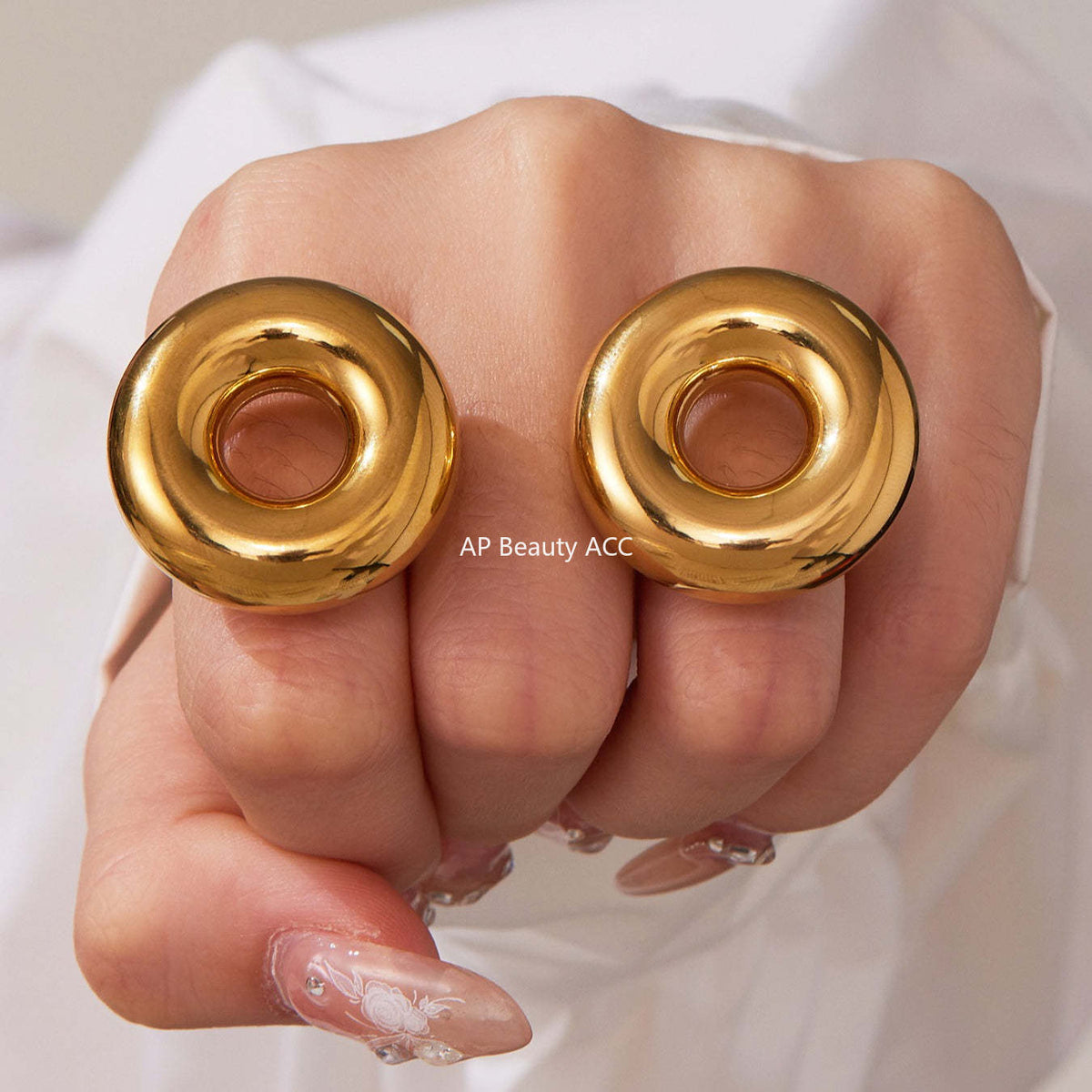 D관 - 빅 원형 오픈형 스테인리스 스틸 18K 도금 반지 [A076] 25.09-4