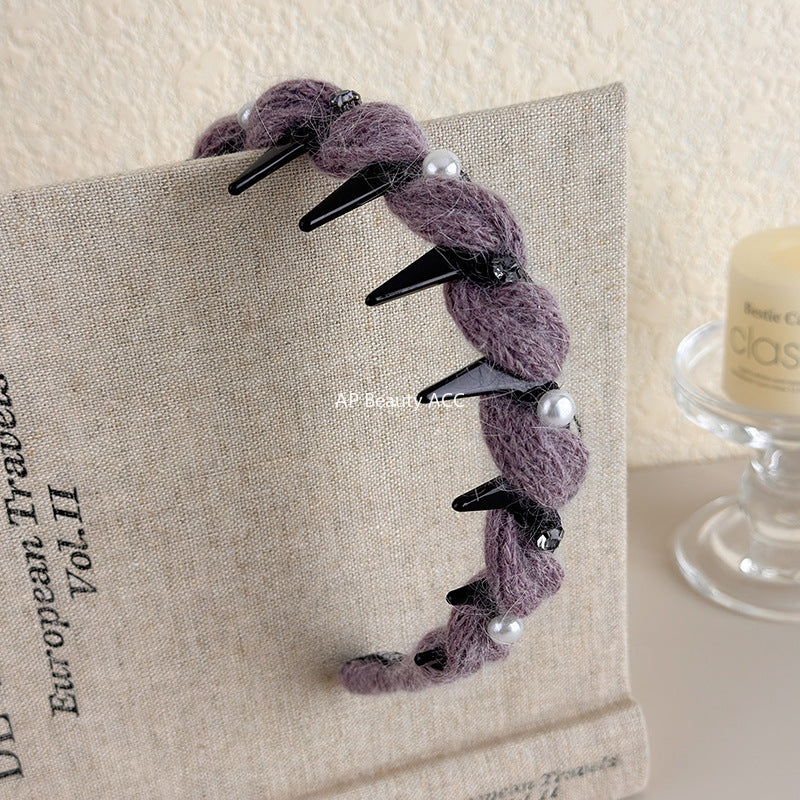 E관 - 털실 니트 큐빅 진주 장식 빗살 머리띠 [27663] 25.11-2