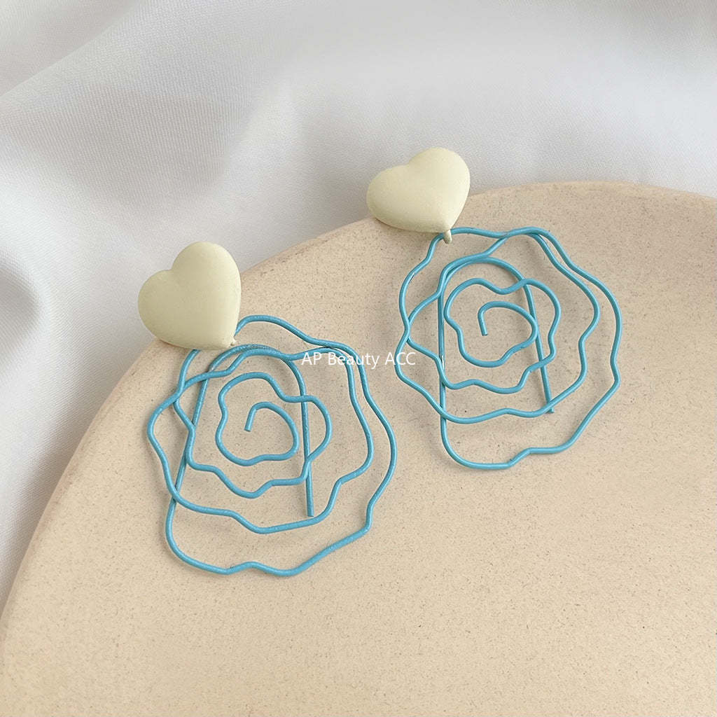 C관 - 페인팅 라인 블루 로즈 하트 귀걸이 [5588] 25.02-3