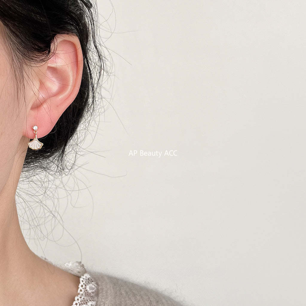C관 - 은침 은행잎 디자인 미니 14K 도금 귀걸이 [3574] 24.04-2