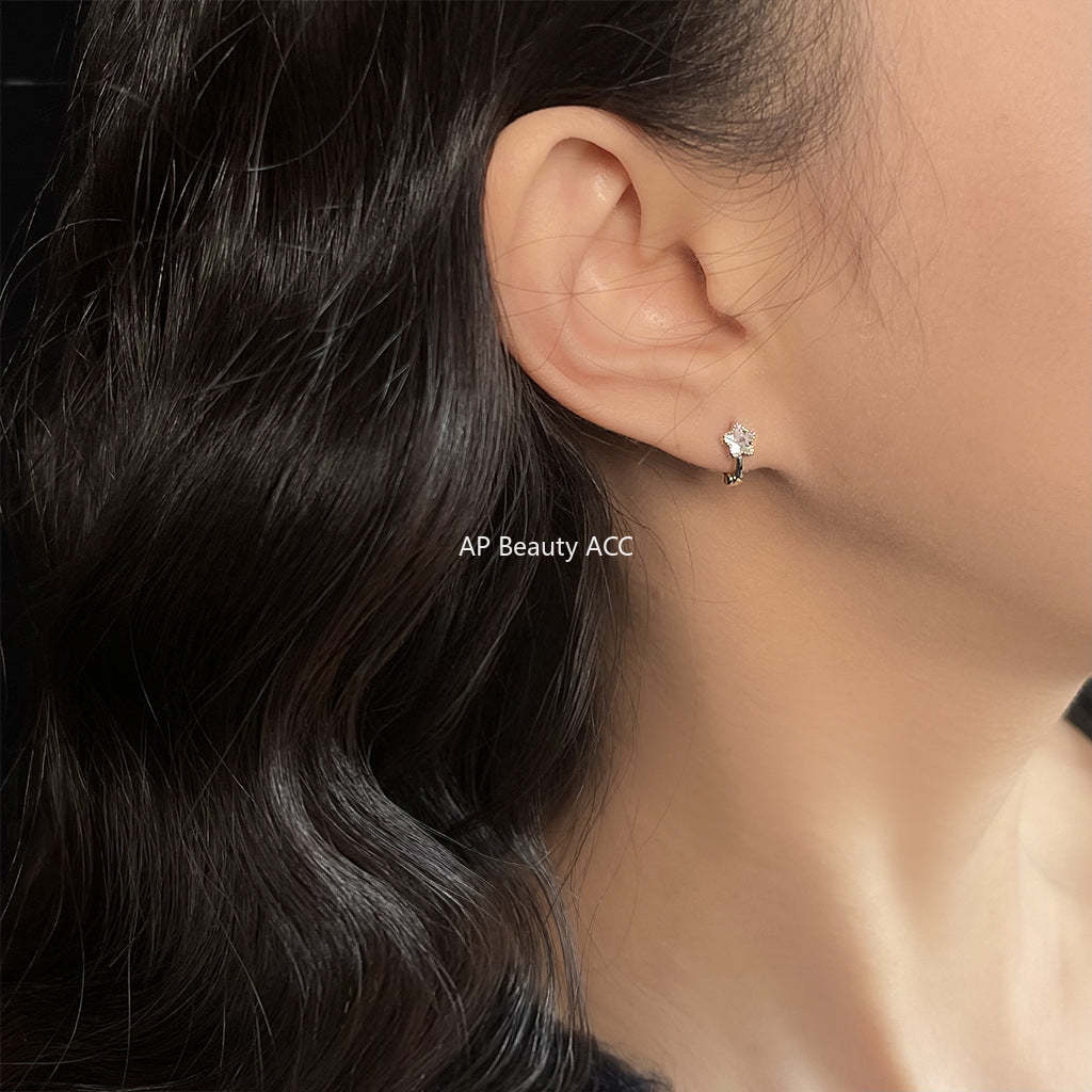 C관 - 미니멀 별 모양 큐빅 귀걸이 [5534] 25.02-2