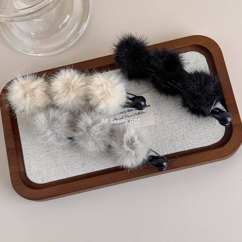 E관 - 퍼 소재 3구 디자인 집게핀 [27660] 25.11-2