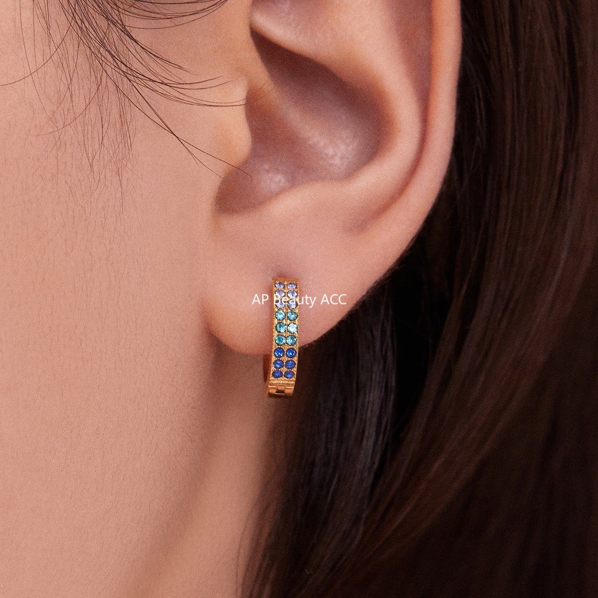 D관 - 스테인리스 18K 도금 C자형 멀티컬러 큐빅 귀걸이 [F798] 25.11-1