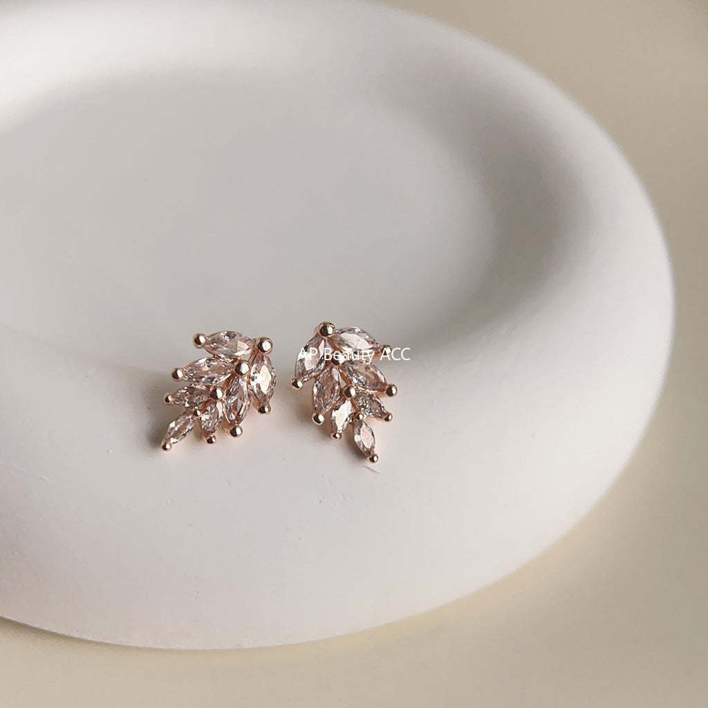 C관 - 밀 이삭 미니 큐빅 간결한 패셔너블한 은침 귀걸이 [3735] 24.04-1