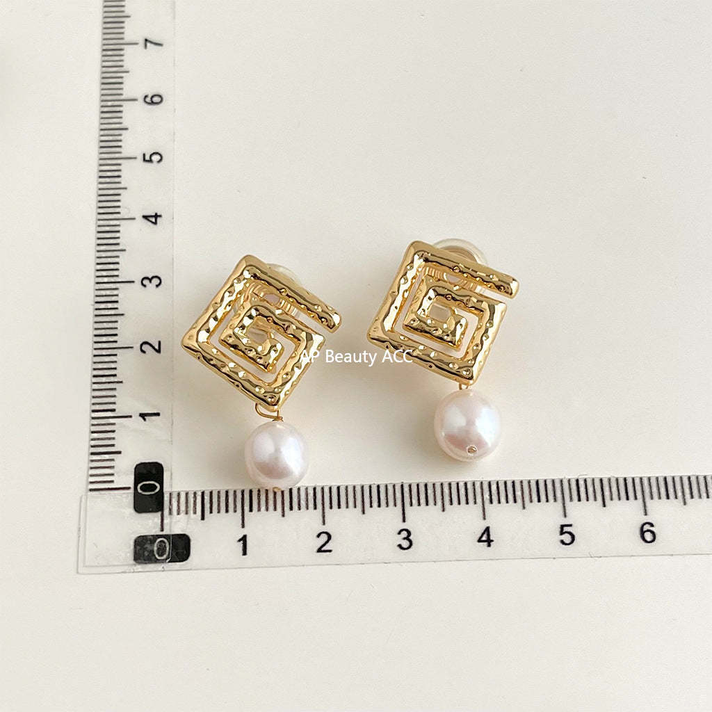 C관 - 담수 진주 골드 도금 나선형 이어커프 귀걸이 [EJ0203P] 25.02-3