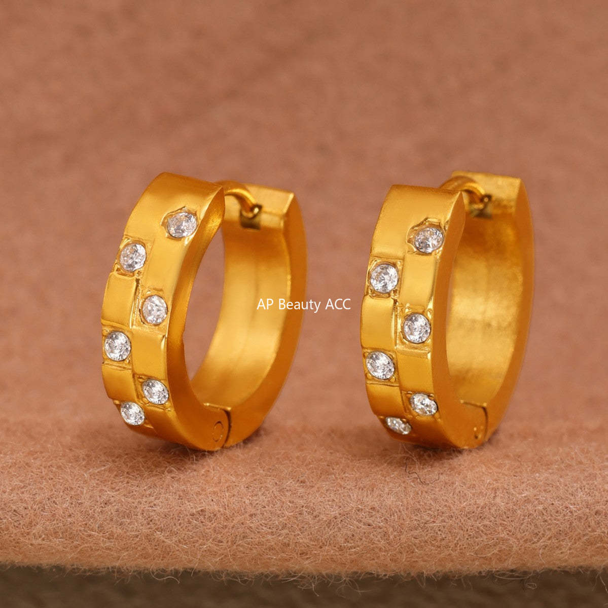 D관 - C형 큐빅 PVD 18K 도금 스테인리스 스틸 귀걸이 [F573] 25.03-4