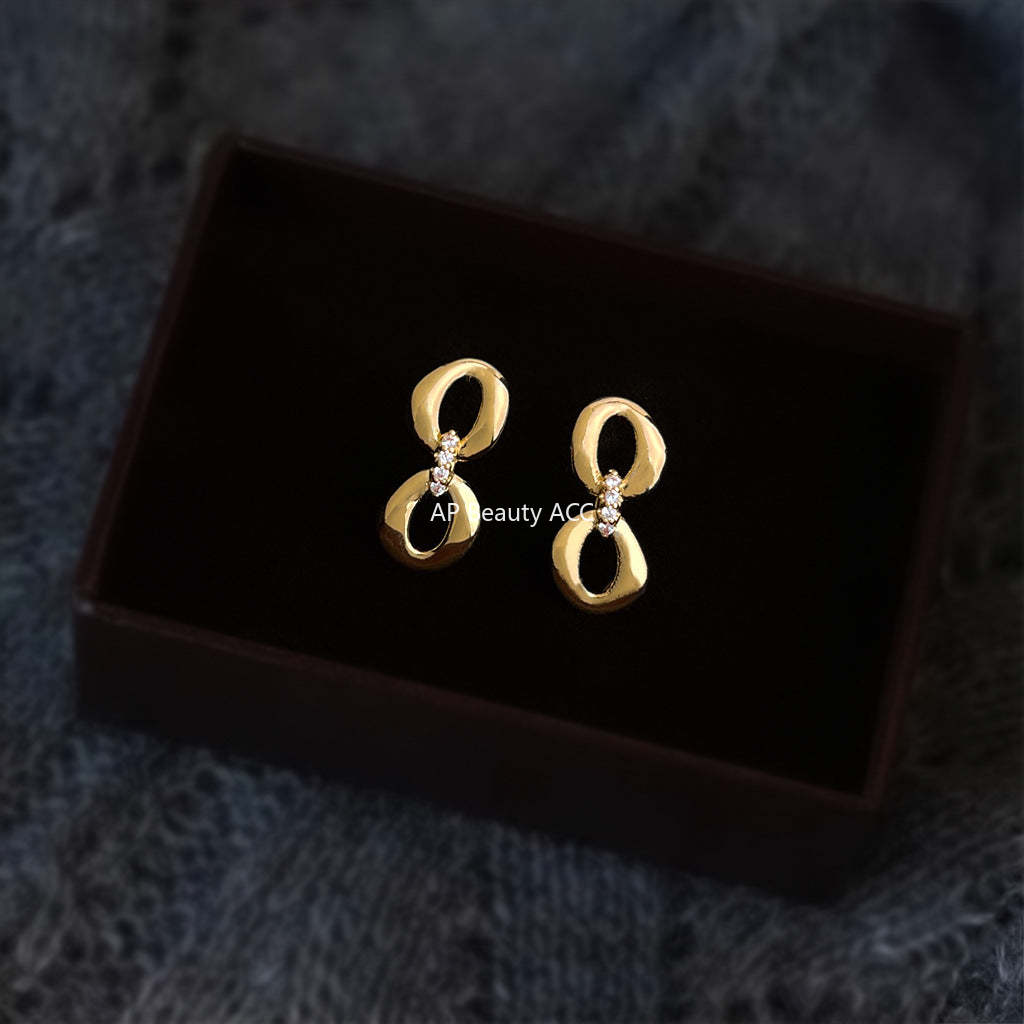 C관 - 925 은침 14K 도금 큐빅 8자 드롭 귀걸이 [6967] 25.10-4