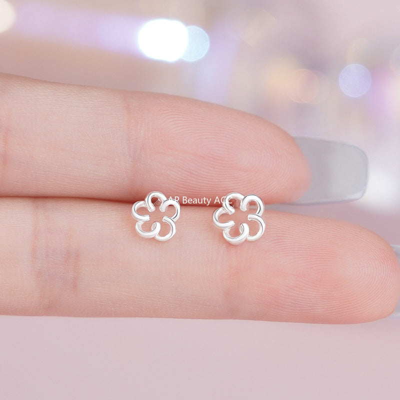 B관 - 999 실버 플라워 라인 스터드 귀걸이 [YC4444E_1] 25.10-2