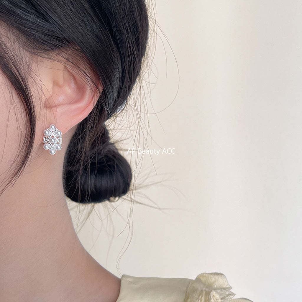 C관 - 복고풍 레진 진주 큐빅 귀걸이 [3998] 24.05-1