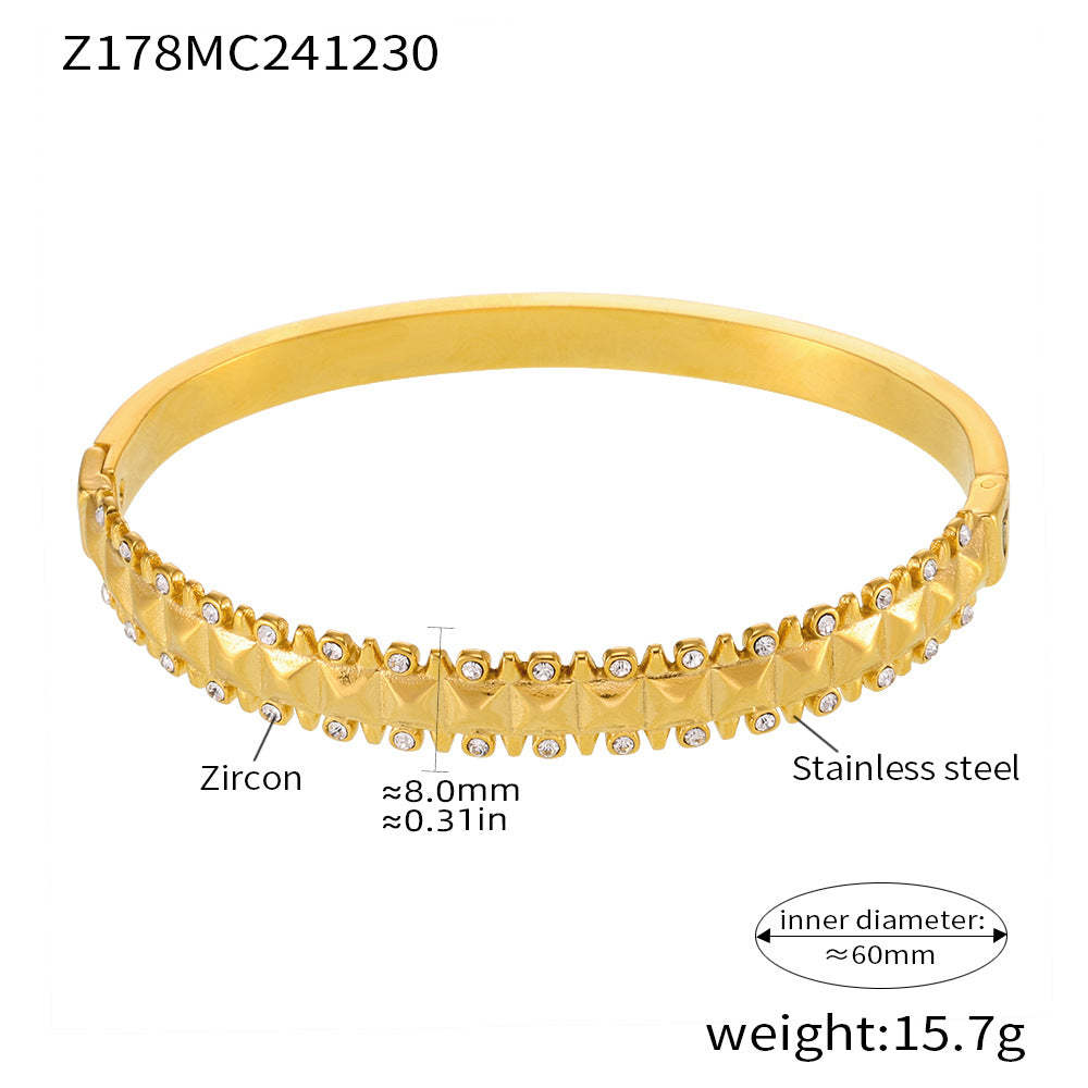 D관 - 링 디자인 큐빅 패턴 티타늄 스틸 18K 도금 팔찌 [ Z178-Z179] 25.01-2