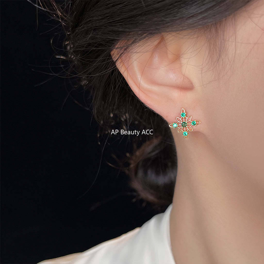 C관 - 에메랄드 큐빅 14K 도금 925 은침 귀걸이 [6684] 25.09-1