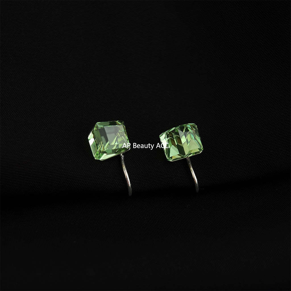 C관 - 18K 도금 에나멜 플라워 이어커프 귀걸이 [EJ0301S] 25.03-1