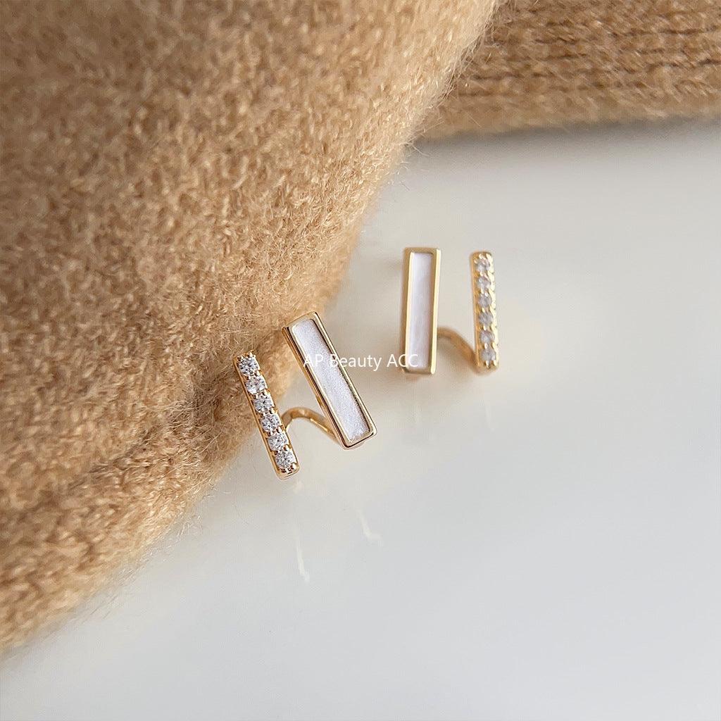 C관 - 큐빅 기하학 라인 14K 도금 모던 심플 귀걸이 [3617] 24.03-1