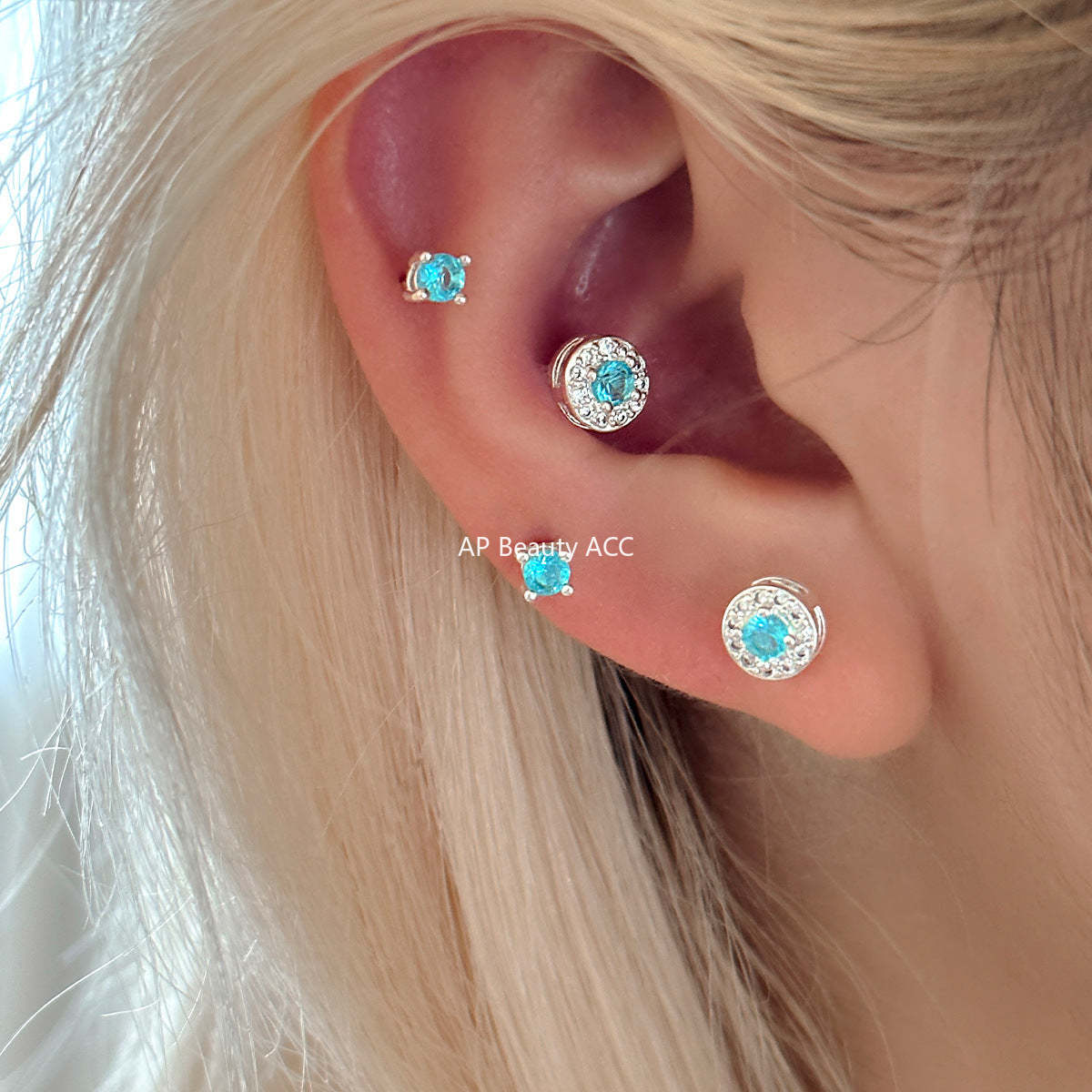 A관 - 투명 블루 큐빅 비대칭 스터드 귀걸이 [EH-4080] 25.10-4