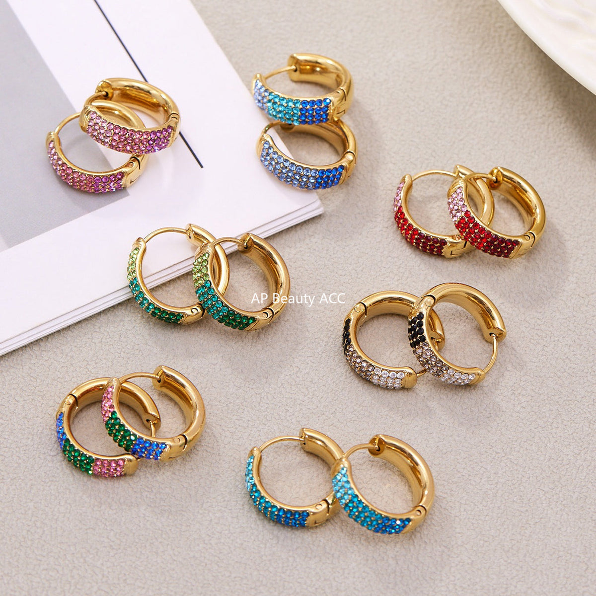 D관 - 스테인리스 컬러 믹스 큐빅 18K 도금 후프 링 귀걸이 [F931] 25.11-2