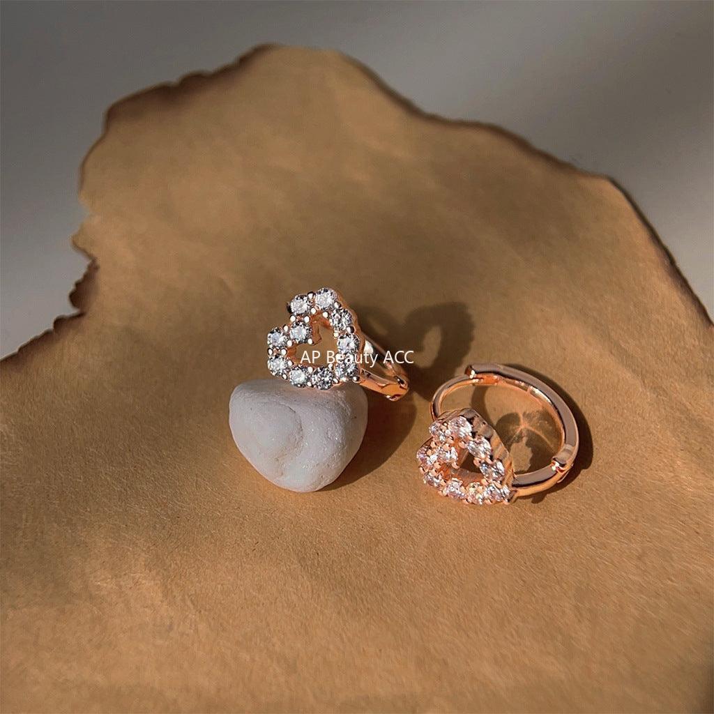 C관 - 로즈 골드 도금 큐빅 하트 귀걸이 심플하고 데일리 귀걸이 [3688] 24.03-5