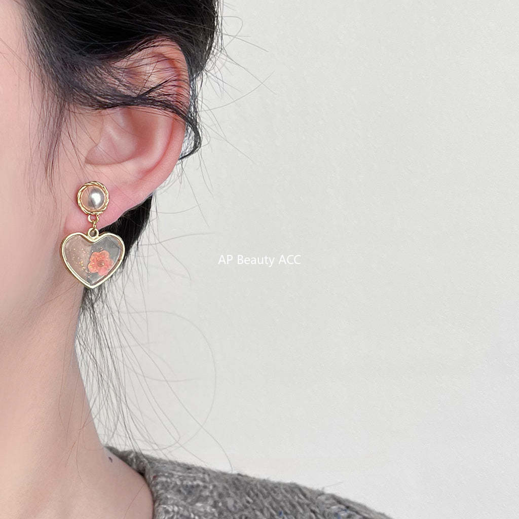 C관 - 숲 속 스타일 진 건조 꽃 오일 코팅 하트 수공예 14K 도금 은침 귀걸이 [3697] 24.04-2