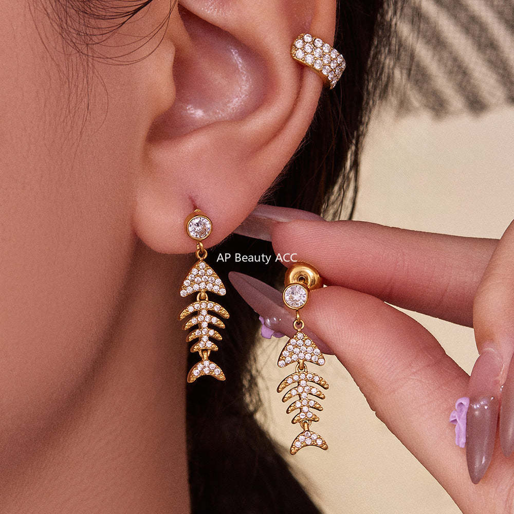 D관 - 스테인리스 18K 도금 풀큐빅 물고기뼈 볼드 이어커프 귀걸이 [F1123-F983] 25.10-5