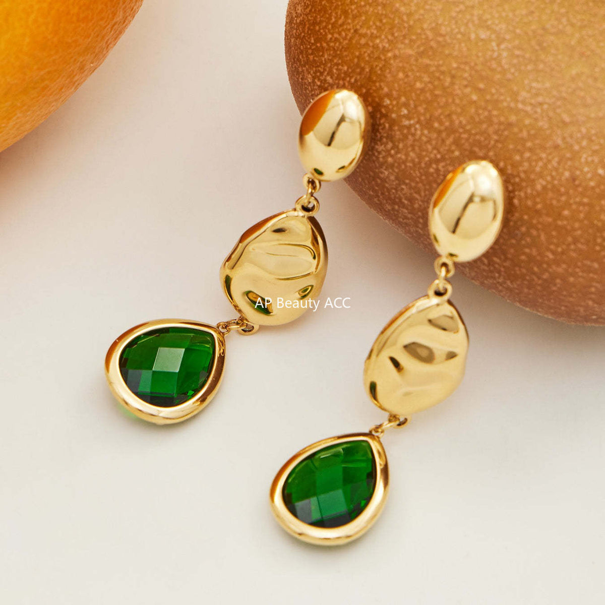 D관 - 스테인리스 스틸 물방울 컷팅 글라스 스톤 18K도금 드롭 귀걸이 [F764] 25.12-1