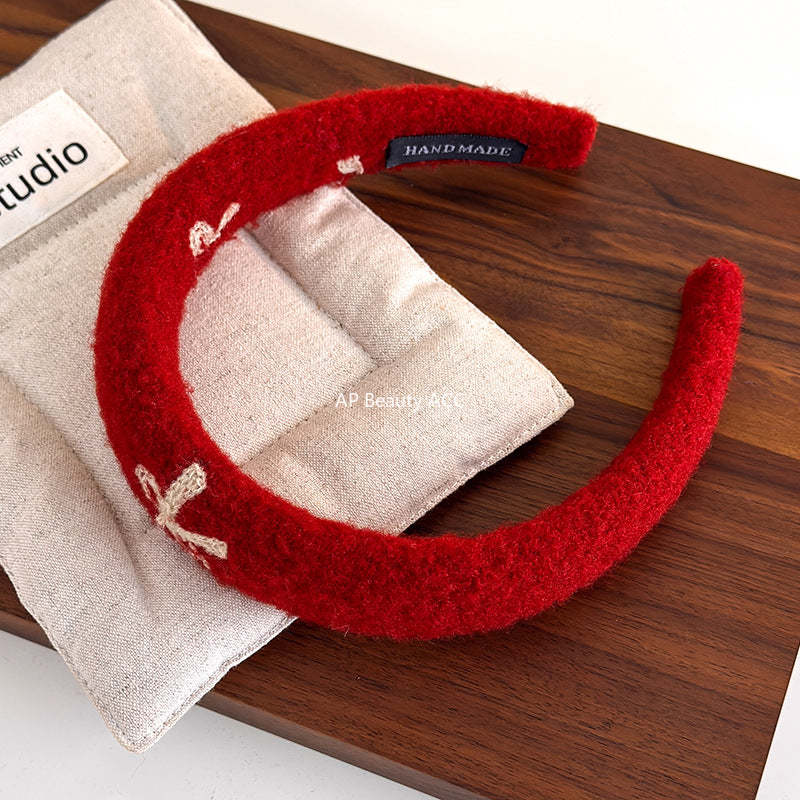 E관 - 레드 리본 자수 와이드 머리띠 [27756] 25.12-1