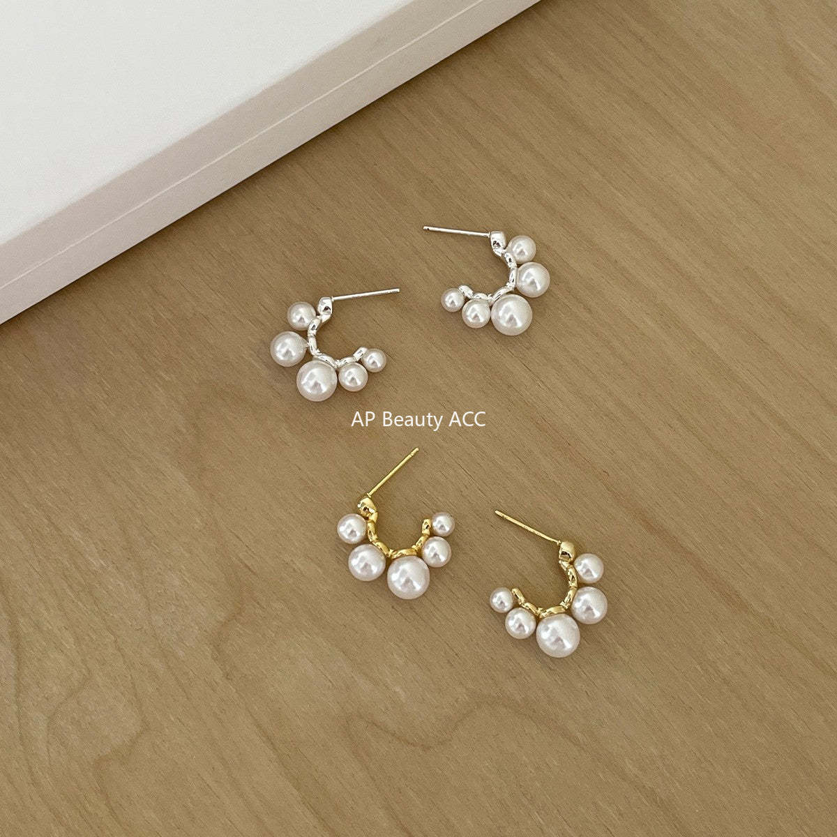 A관 - 진주 C형 디자인 대형 스터드 귀걸이 [EH-4110] 25.10-5