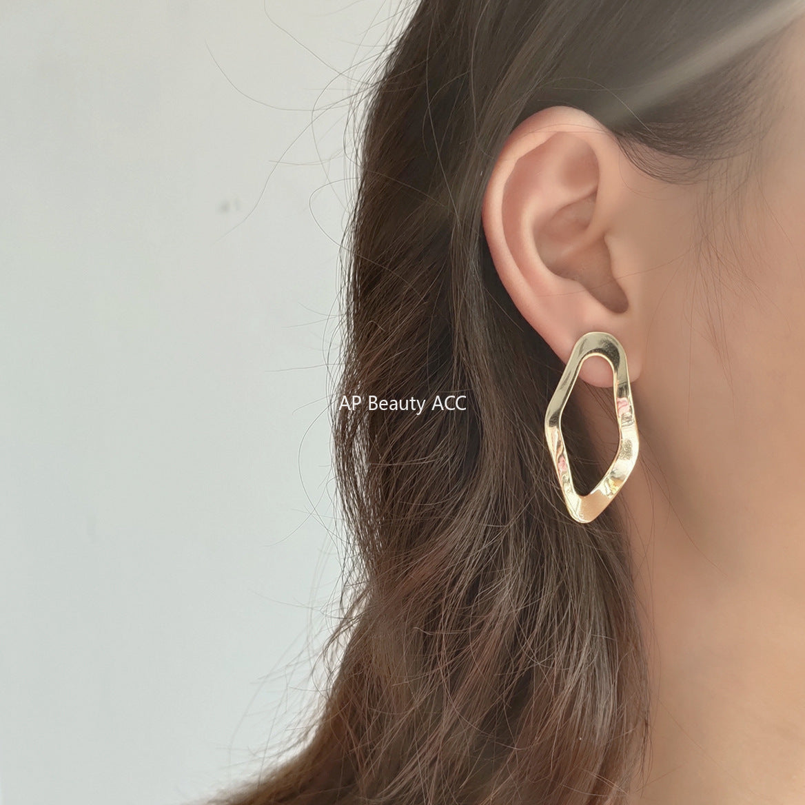 F관 - 925 실버 비정형 원형 귀걸이 [C588] 25.11-1