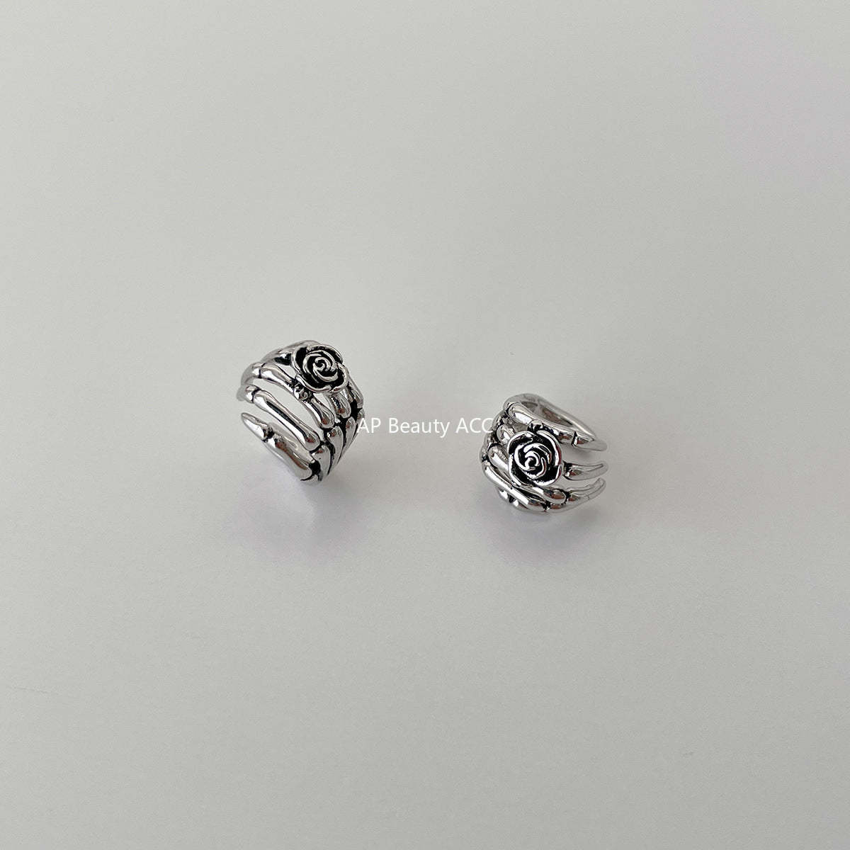 A관 - 장미 해골 손톱 디자인 은침 클립 귀걸이 [EH-3352] 24.12-4