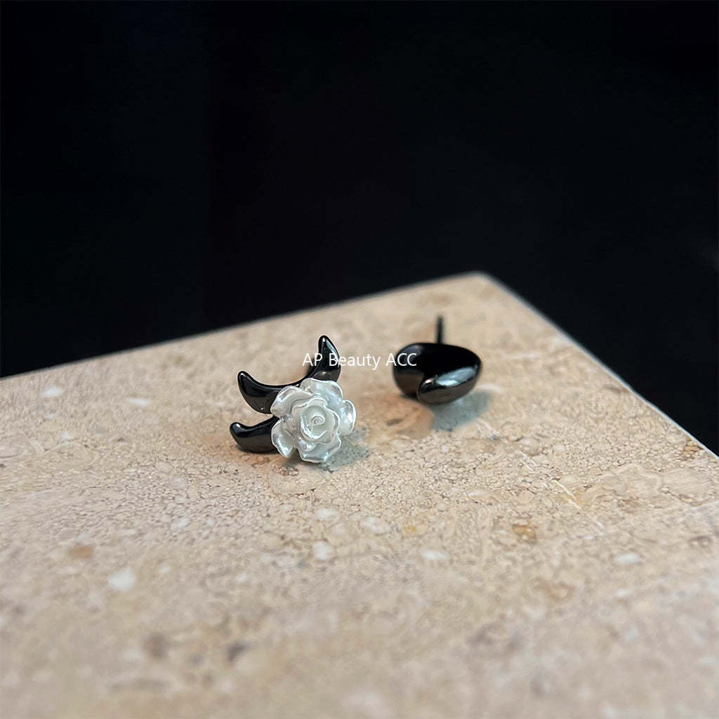 C관 - 장미와 가시 비대칭 디자이너 독창적 귀걸이 [4416] 24.07-1