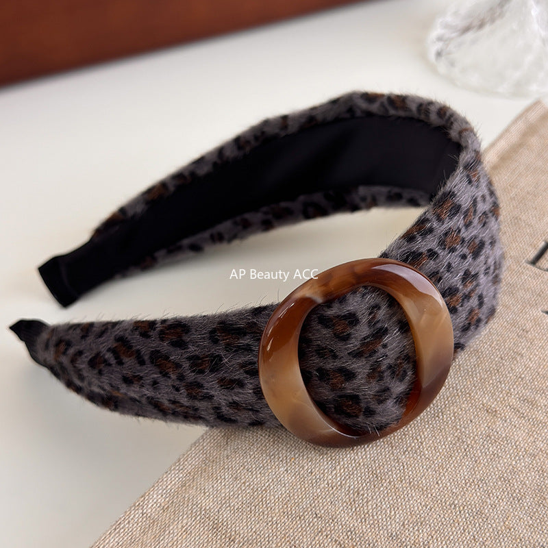 E관 - 호피 패턴 퍼 와이드 빈티지 머리띠 [27531] 25.10-1