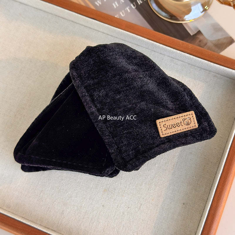 E관 - 벨벳 소재 삼각 모양 집게핀 [27750] 25.12-1