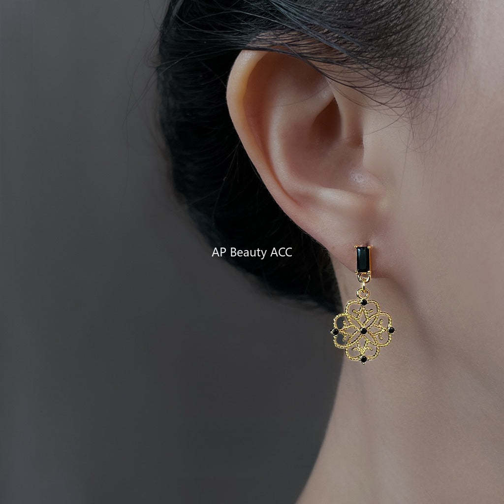 C관 - 925 은침 핸드메이드 호안석 큐빅 비대칭 귀걸이 [6952] 25.10-4