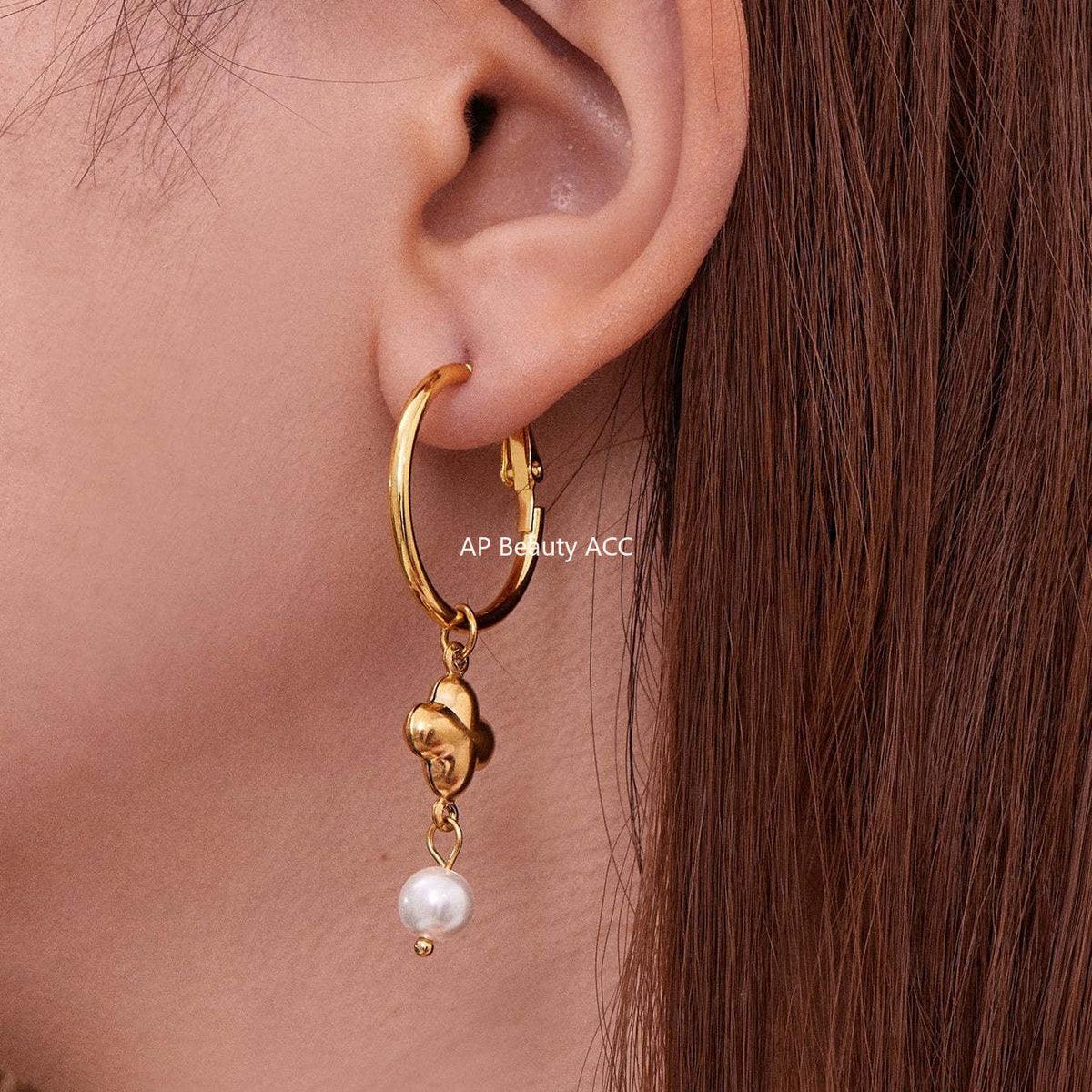 D관 - 신주 진주 클로버 펜던트 귀걸이 [F610] 25.10-5