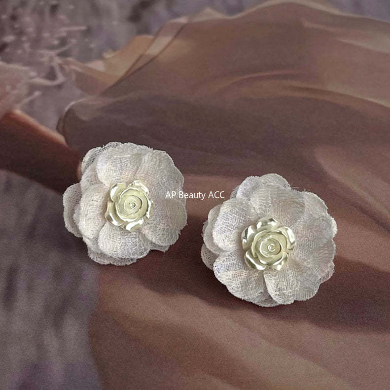 C관 - 화이트 망사 꽃 은침 14K 도금 우아한 귀걸이 [4404] 24.07-1