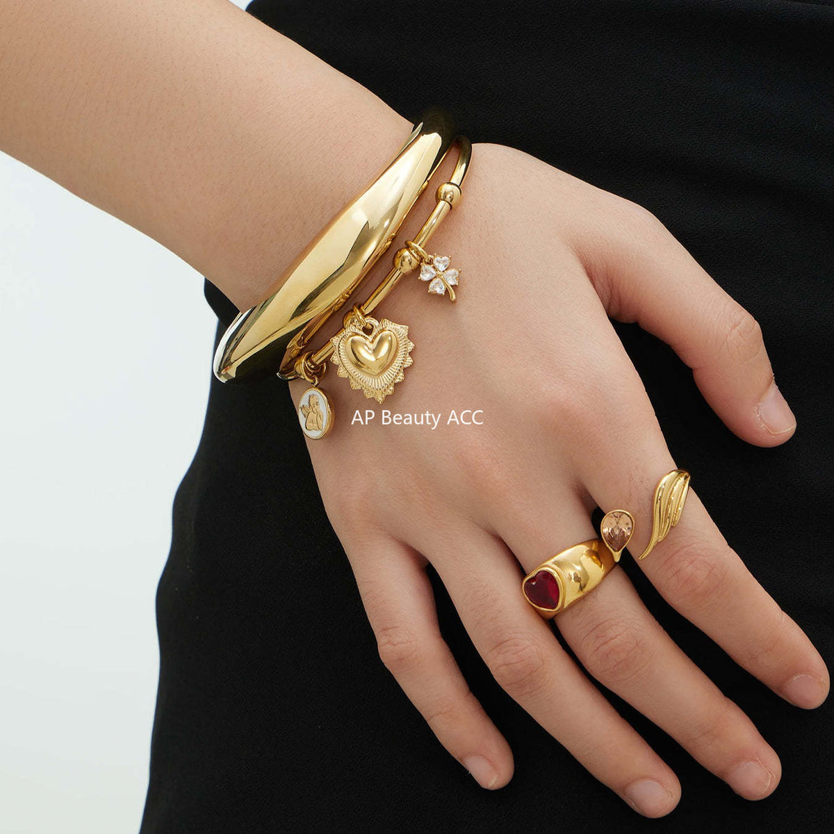 D관 - 볼드 하트 펜던트 18K 도금 스테인리스 스틸 오픈 팔찌 [Z516-Z517] 25.12-2