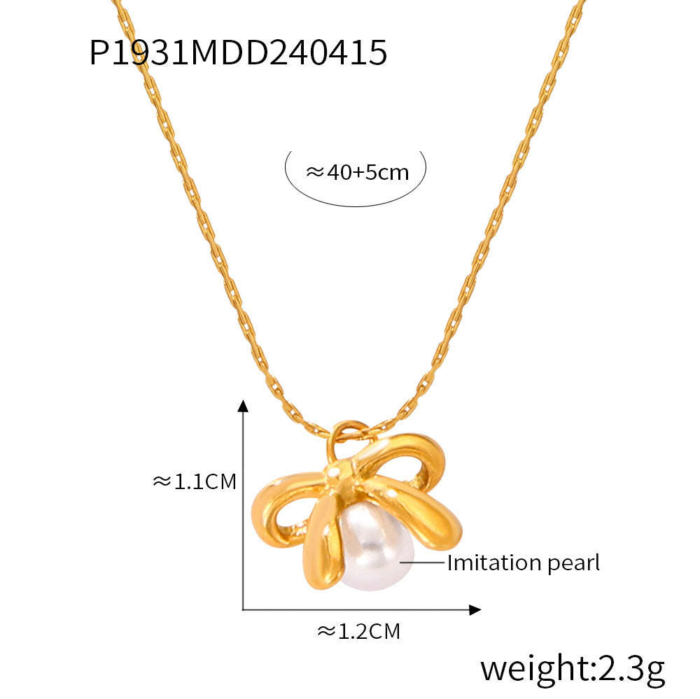 D관 - 프렌치 디자인 리본 로마 모조 진주 라운드 펜던트 티타늄 스틸 도금 목걸이 [P1930-3] 24.04-3